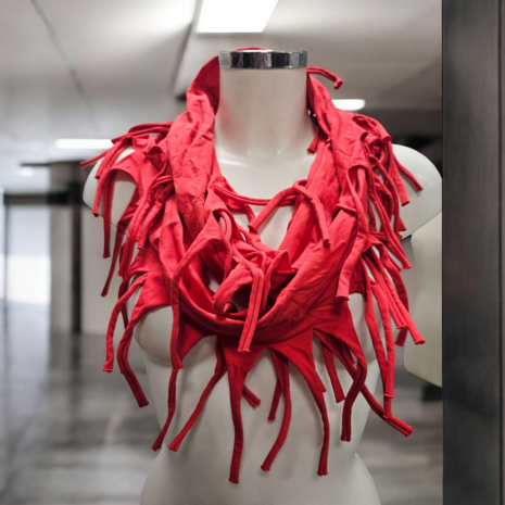 sjaal rood met franjes