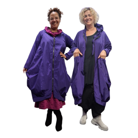 Lange tussenjas purple met lange puntmuts