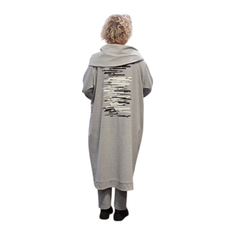 Ruime lange sweater met broek grijs