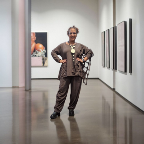 Aparte-tuniek bruin gedeeltelijke tweelaagse open patroon