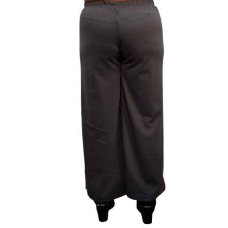 Basic broek grijs in rechte vorm 7/8ste lengte
