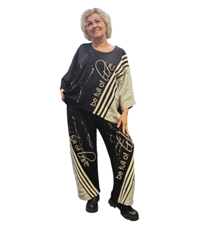 Tweedelig set zwart met beige print en details