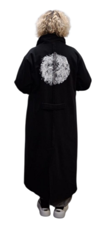 Warme mantel zwart met print
