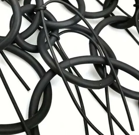 Rubberen ketting zwart met ronden details