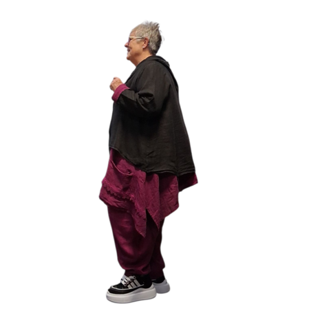 Jasje/vest zwart met puntmuts, asymmetrisch 100% linnen