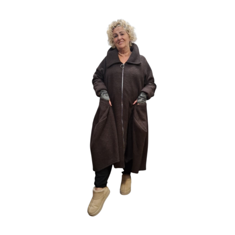 Warme wollige winterjas bruin