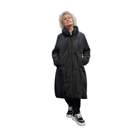 Warme winterjas zwart met grote kraag