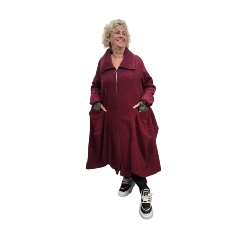 Warme wollige winterjas rood