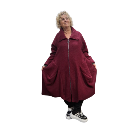 Warme wollige winterjas rood