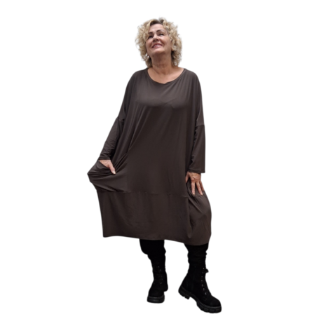 Luuka ruime tuniek bruin