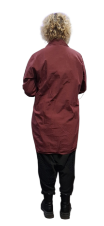 Blouse Luuka  burgundy rood met letterprint