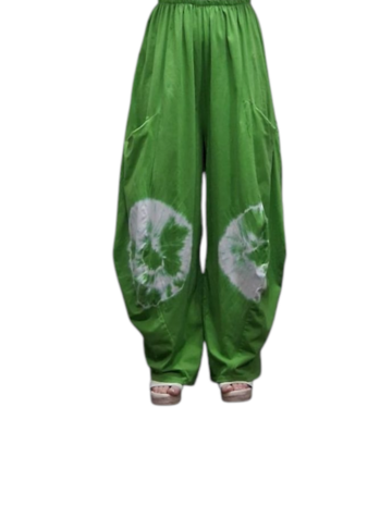 Ruime broek limegroen met batikprint