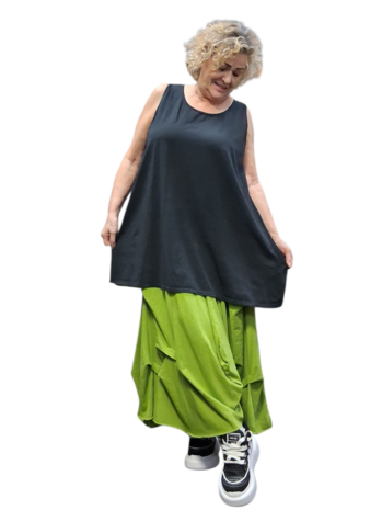  Topje mouwloos  zwart