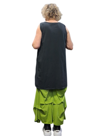  Topje mouwloos  zwart