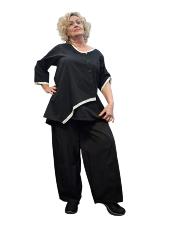  Kekoo A lijn blouse/jasje  zwart met witte details