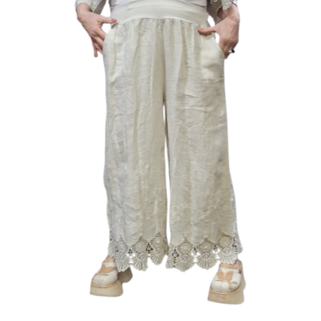 Wijde broek zand met kanten zoom 100% linnen 