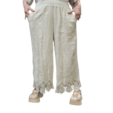 Wijde broek zand met kanten zoom 100% linnen 