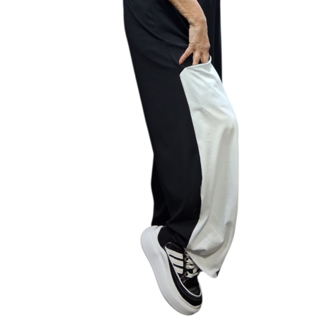 Ruime broek zwart wit