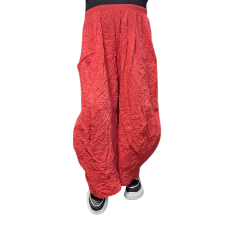 Broek crushed rood gekreukte look 