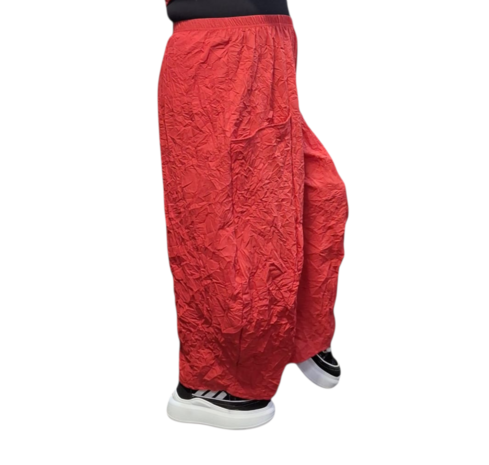 Broek crushed rood gekreukte look 