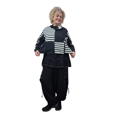 Myrjo vest/ jasje Fye zwart wit