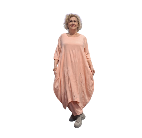 Jurk abrikoos met steekzakken op voorpand 100% katoen 