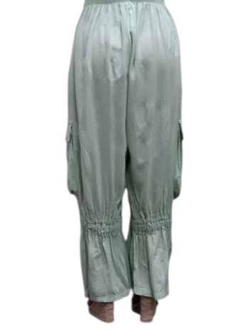 Wijde broek mint met grote zakken100% cotton