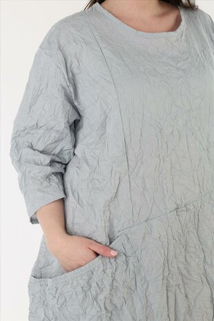 Zomerse jurk crushed  grijs gekreukte look