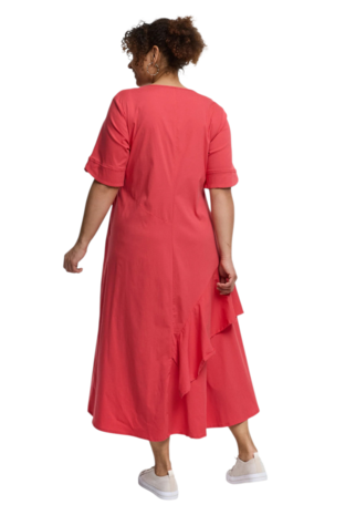 'Valeria' Jurk &ndash; vloeiend, modern & vrouwelijk rood