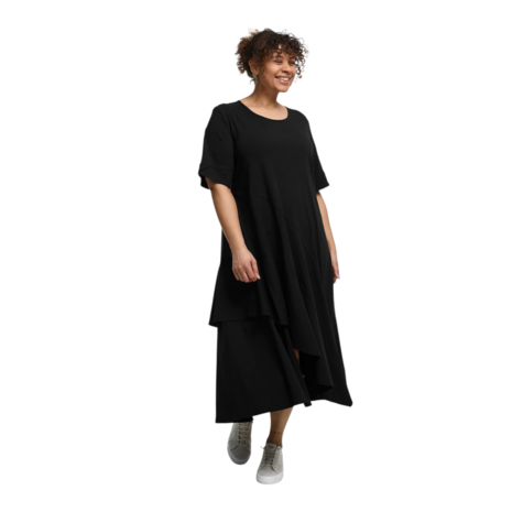 'Valeria' Jurk &ndash; vloeiend, modern & vrouwelijk zwart