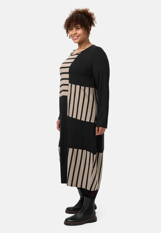 Jurk 'Sienna' - gestreepte look, elegant en chic beige