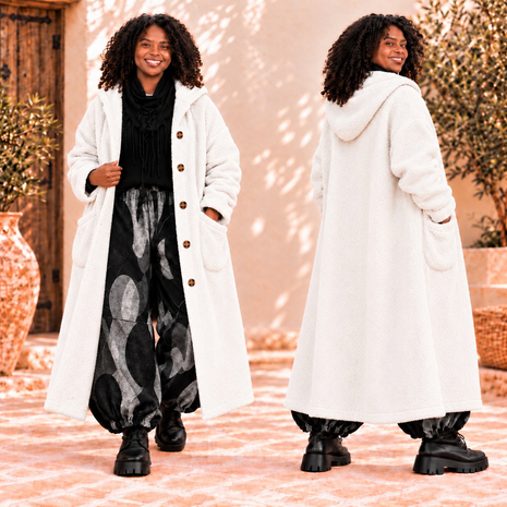 Offwhite The Ultimate Cozy Teddy Coat &ndash; Oversized & One-Size Curvy Luxe Jas