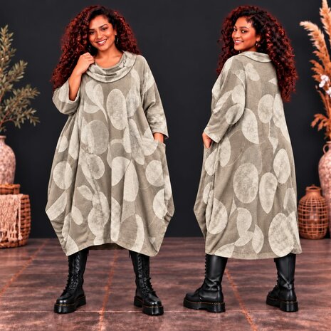 Taupe-Stijlvolle-Corduroy-Curvy-Balloon-Jurk-met-Botanische-Print