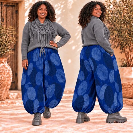 Curvy Broek Corduroy blauw met-Botanische-Print