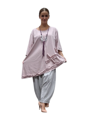Aparte tuniek roze met bewerkte details in de zoom