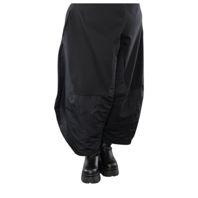 Broek Stella in ballonvorm van fijne jacquard kwaliteit