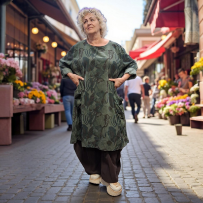 Jurk / lange tuniek groen met print corduroy