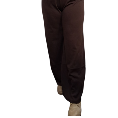 Basic broek bruin in rechte vorm