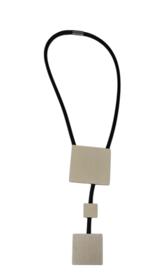 Rubberen ketting met offwhite vierkantjes