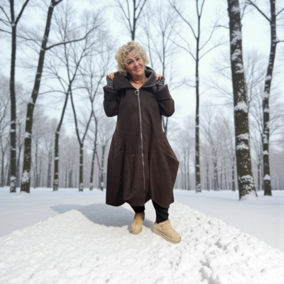 Warme wollige winterjas bruin