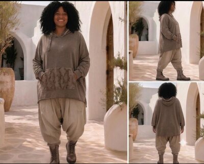 Oversized taupe Hoodie met rolkraag comfort & stijl in een