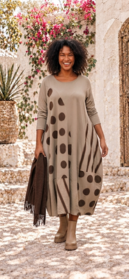 Tricot ballonjurk zand met bruine print