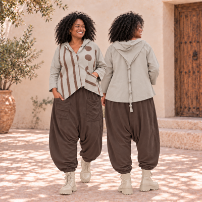 Katoenen Jasje Zand met Asymmetrische Print & Puntmuts