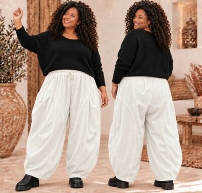 Stijlvolle Ballon Corduroy Broek Winterwit met Deelnaden en Rekbare Taille