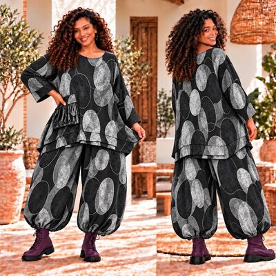 Zwarte Stijlvolle Corduroy Curvy tuniek met Botanische Print